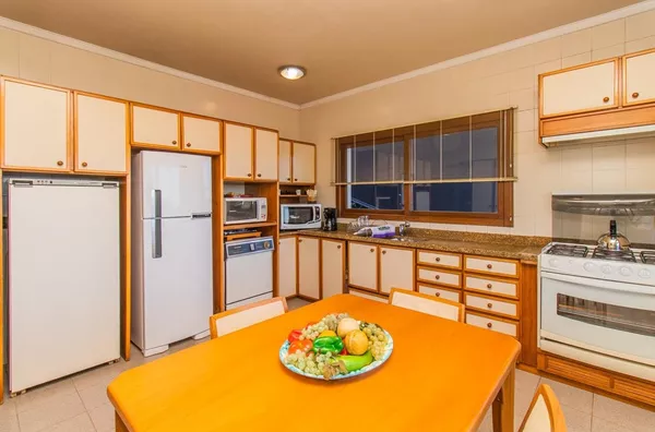 MOINHOS IMOBILIÁRIA vende casa 5 dormitórios/3 vagas com vista Guaíba - Foto 12