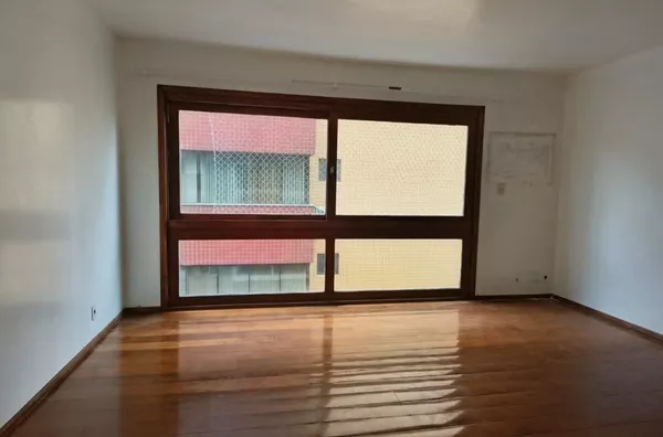 MOINHOS IMOBILIÁRIA aluga| Apartamento 120m² privativos no  Moinhos De Vento 