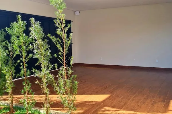 Belíssima Casa a Venda! ( Averbada)