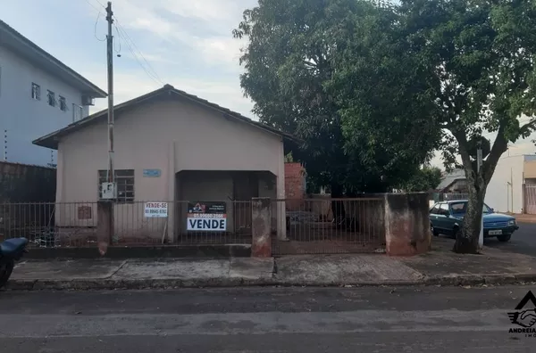 Imóvel em Ótima Localização!  200 Metros de Terreno.