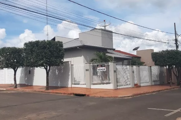 Casa Alto Padrão!