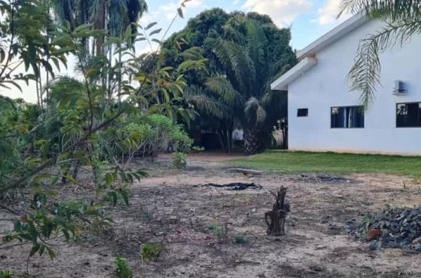 Casa a Venda com 150 metros em 2 terrenos de 15x45 em boa localização!