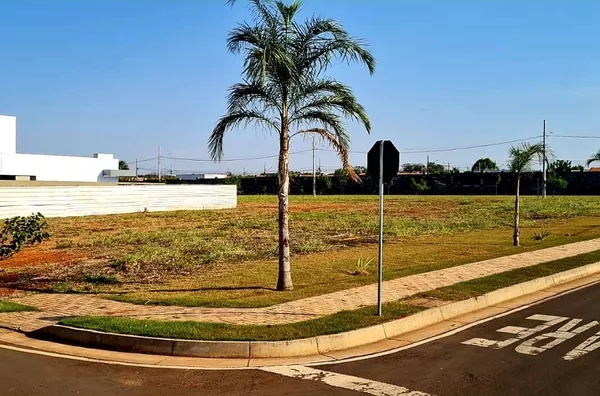 Terreno a Venda ! (1.015 Metros )