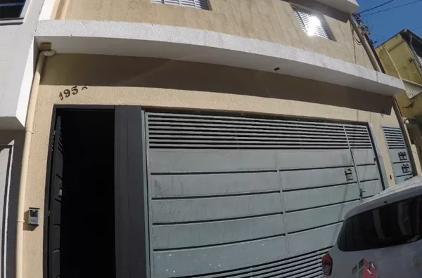 Locação casa de 01 quarto - nova e cômodos amplos