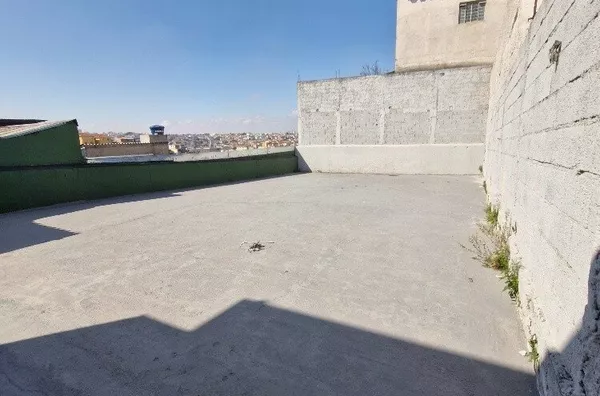 Vende-se ou aluga-se