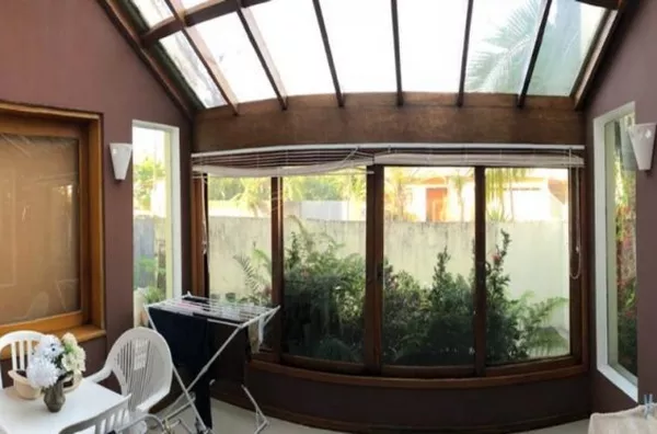 Casa espaçosa e bem localizada no Santa Mônica