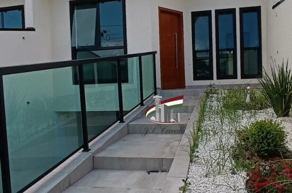 Sobrado para venda com 3 quartos na Fazenda Rio Grande