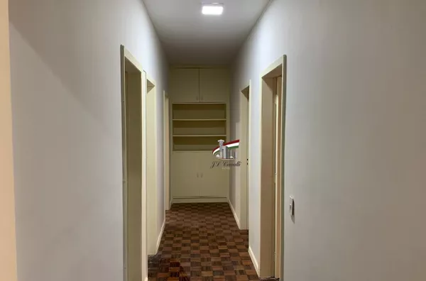 Apartamento 3 quartos no térreo na Av Iguaçu para alugar 90m²