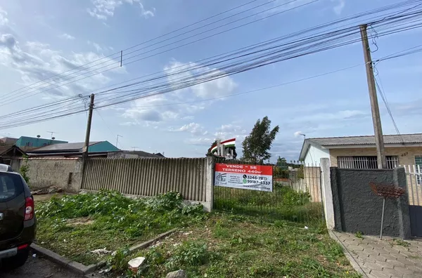 Terreno/lote à venda no Pinheirinho com 440m² 