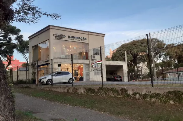 Ponto comercial no Vila Izabel para alugar com 200m² de área útil 