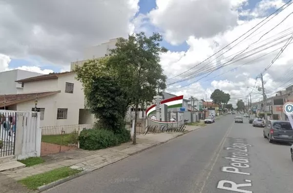 TERRENO A VENDA NO NOVO MUNDO 409M² EM REGIÃO COMERCIAL