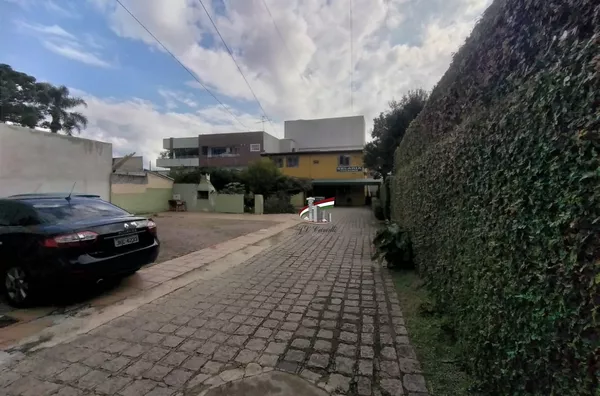 ÓTIMO TERRENO NO NOVO MUNDO PARA INVESTIMENTO À VENDA 1050m² COM 7 SALAS E 2 LOJAS