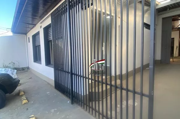 Loja comercial  para aluguel Novo Mundo, Curitiba