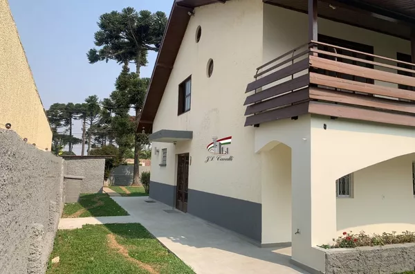 Sobrado para venda com 4 quartos 2 suítes no bairro Gralha Azul em Fazenda Rio Grande