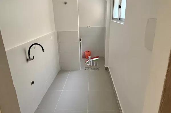 Apartamento para aluguel com 3 quartos no Campo Comprido, Curitiba