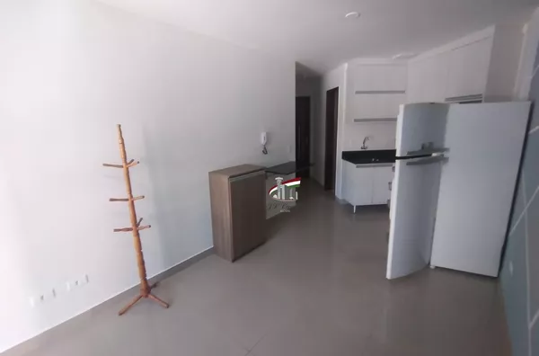 KITINETE NO CENTRO 21m² PARA LOCAÇÃO COMPLETA PARA ALUGAR