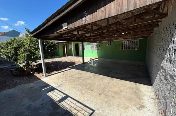 Casa aconchegante com aproximadamente 60m² no Novo Mundo