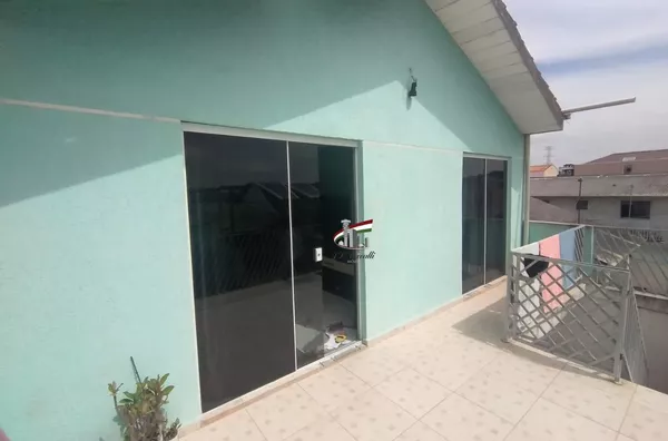 SOBRADO A VENDA NO TATUQUARA CURITIBA COM 5 QUARTOS E 4 BANHEIROS