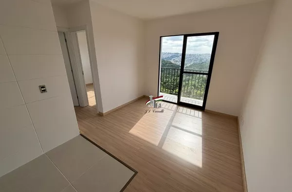Apartamento para venda com 2 quartos em condomínio clube, no bairro Lamenha Grande, Almirante Tamandaré