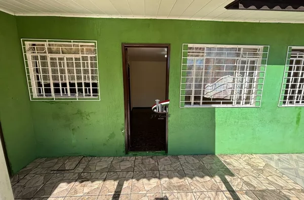 Casa aconchegante com aproximadamente 60m² no Novo Mundo