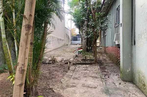 Terreno para venda com 526m²,  Novo Mundo, Curitiba