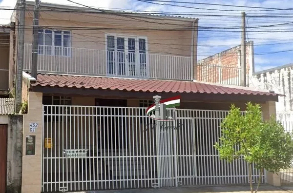 Sobrado para venda com 3 quartos e edicula no Novo Mundo em Curitiba