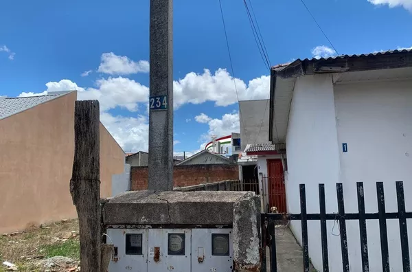 Casa para aluguel em Campo De Santana, Curitiba