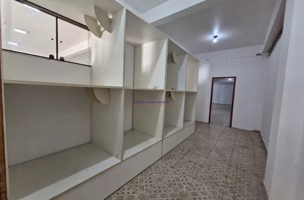 Ponto Comercial na região central para locação e venda