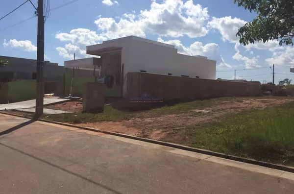 Terreno a venda no condomínio Alphaville