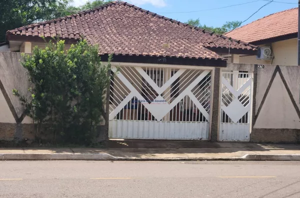 Casa a venda condomínio com localização excelente, Rio Madeira, Porto Velho