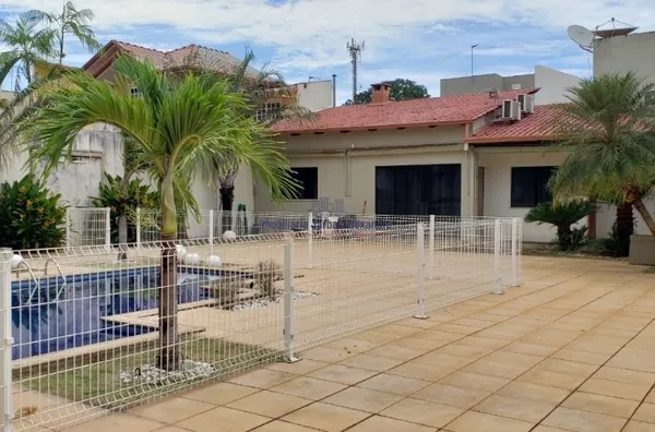 Ótima em condomínio para venda