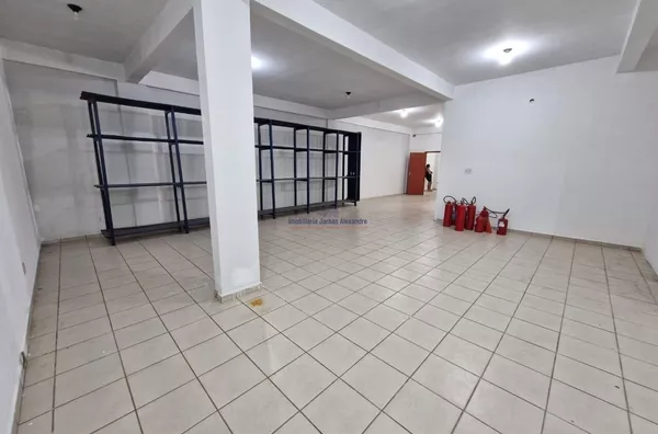 Ponto Comercial na região central para locação e venda