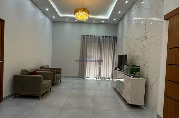 Casa pronta para moradia á venda com ponto comercial, KM-1, Porto Velho