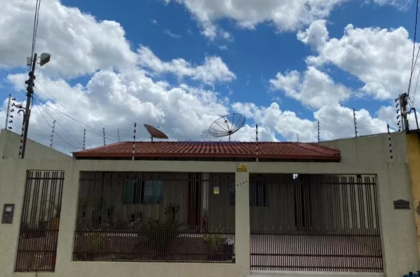 Casa a venda 3 Suítes, Flodoaldo Pontes Pinto - Porto Velho
