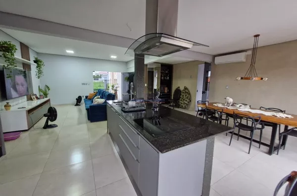 Casa a venda, 02 andares 