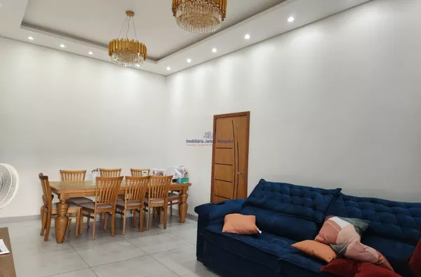 Casa pronta para moradia á venda com ponto comercial, KM-1, Porto Velho