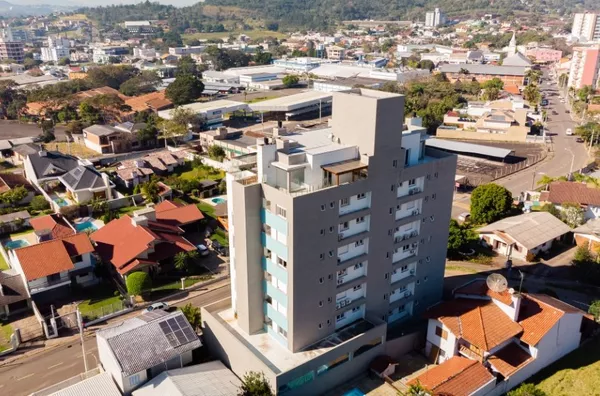 Apartamento duplex para venda no Centro de Parobé