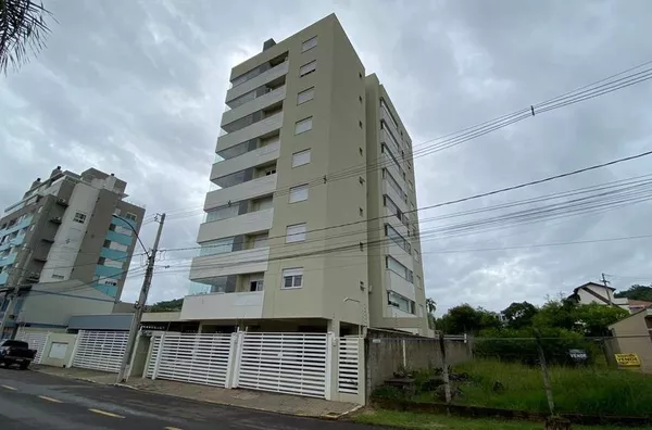 Apartamento mobiliado 