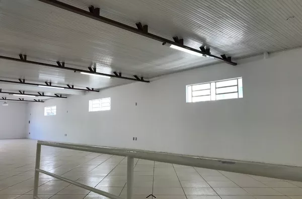 SALA COMERCIAL