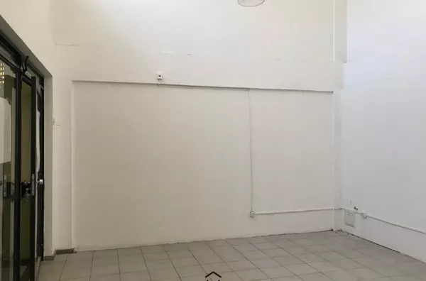 SALA COMERCIAL NO TÉRREO