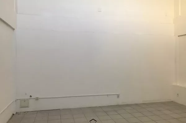 SALA COMERCIAL NO TÉRREO