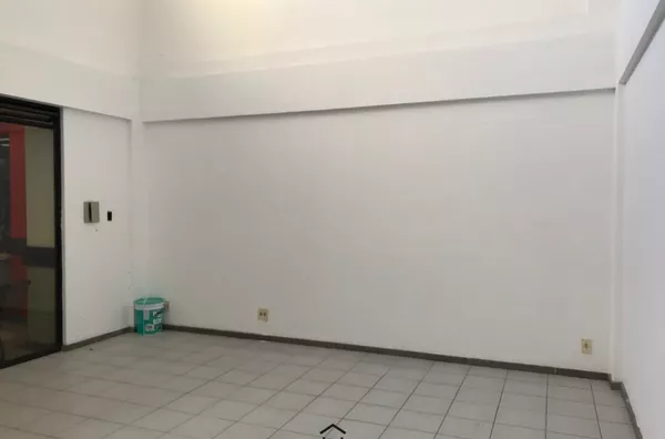 SALA COMERCIAL NO TÉRREO