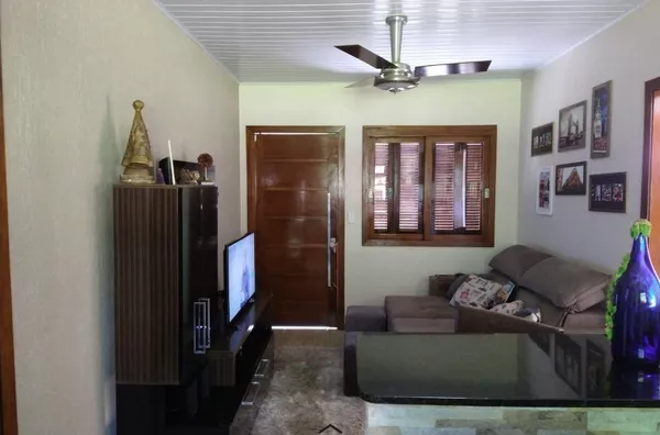 CASA NO BAIRRO XV DE JUNHO