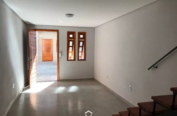 SOBRADOS COM DOIS QUARTOS