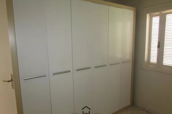 CASA NO BAIRRO SANTA ROSA