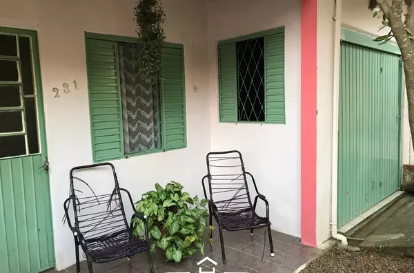 CASA NO BAIRRO LARANJEIRAS