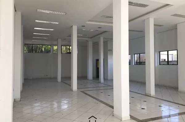 SALA COMERCIAL