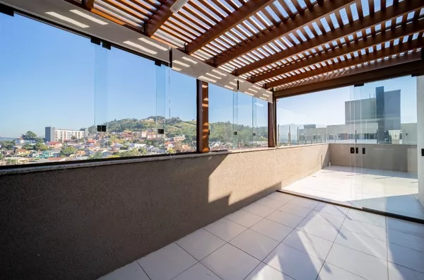 Apartamento duplex para venda no Centro de Parobé