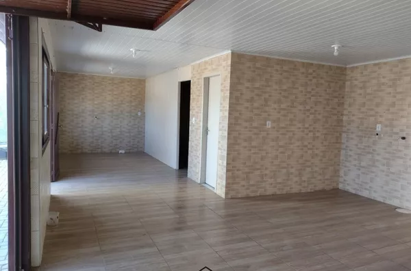 CASA NO BAIRRO CENTRO