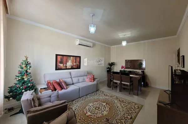 Maravilhosa CASA à VENDA 3 Qtos, 1 Suíte + VAGA 300m² - Vila da Penha